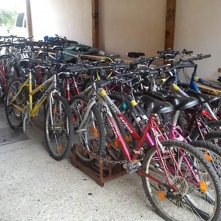 Vakacio Ifjusagi Udulo Motel Révfülöp